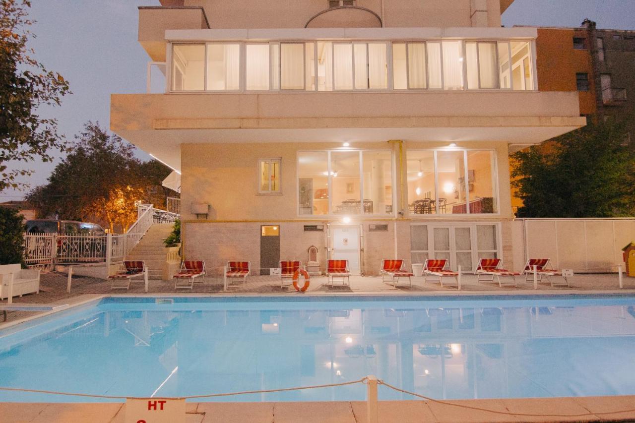 Hotel Beverly Rimini Luaran gambar