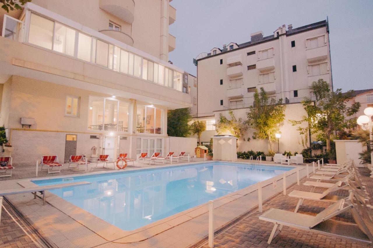 Hotel Beverly Rimini Luaran gambar