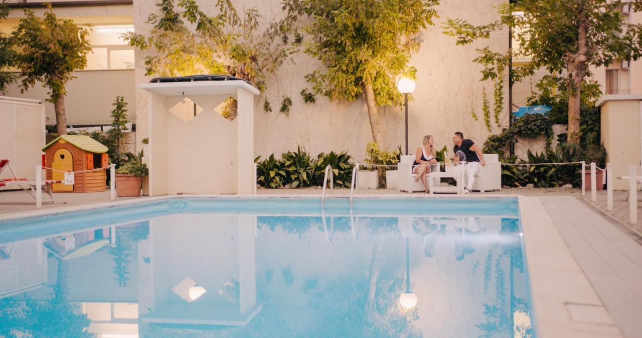 Hotel Beverly Rimini Luaran gambar