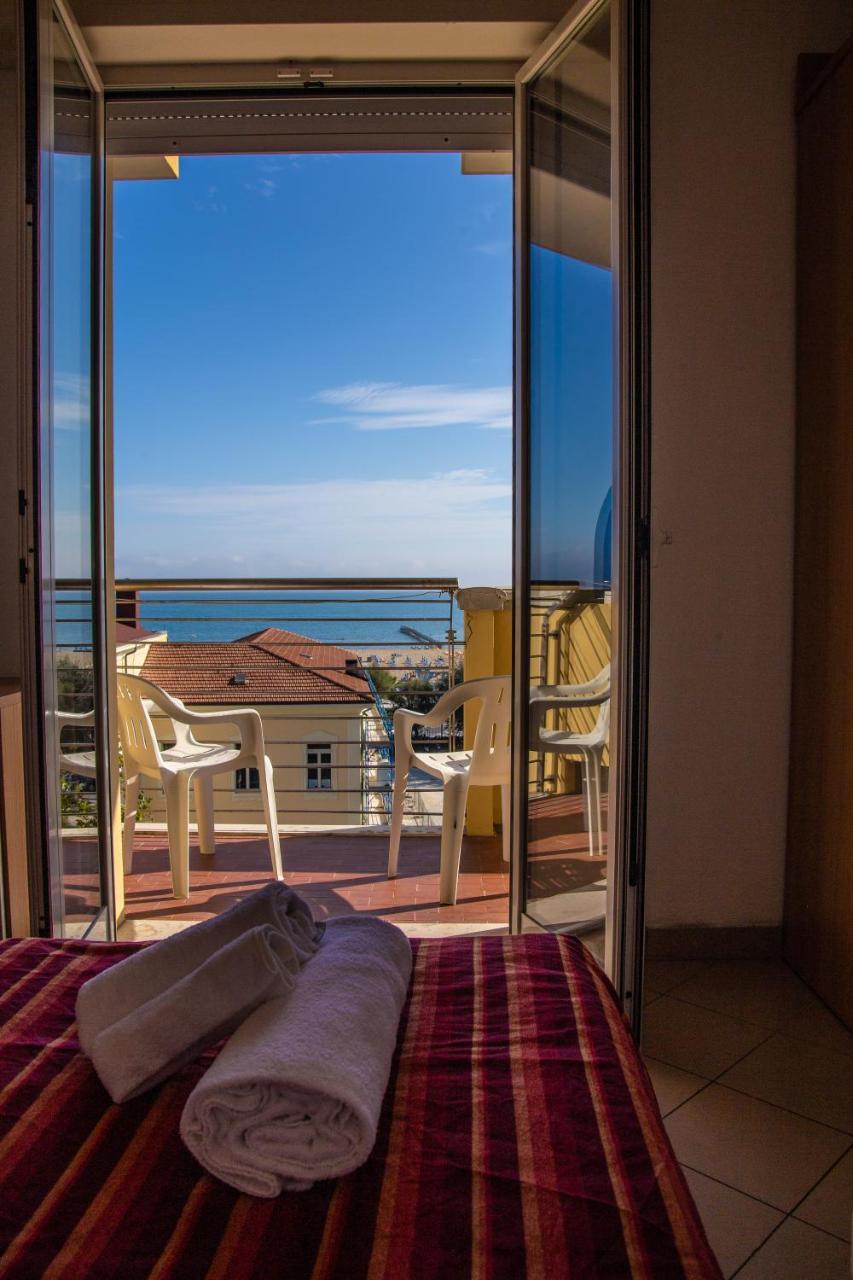 Hotel Beverly Rimini Luaran gambar