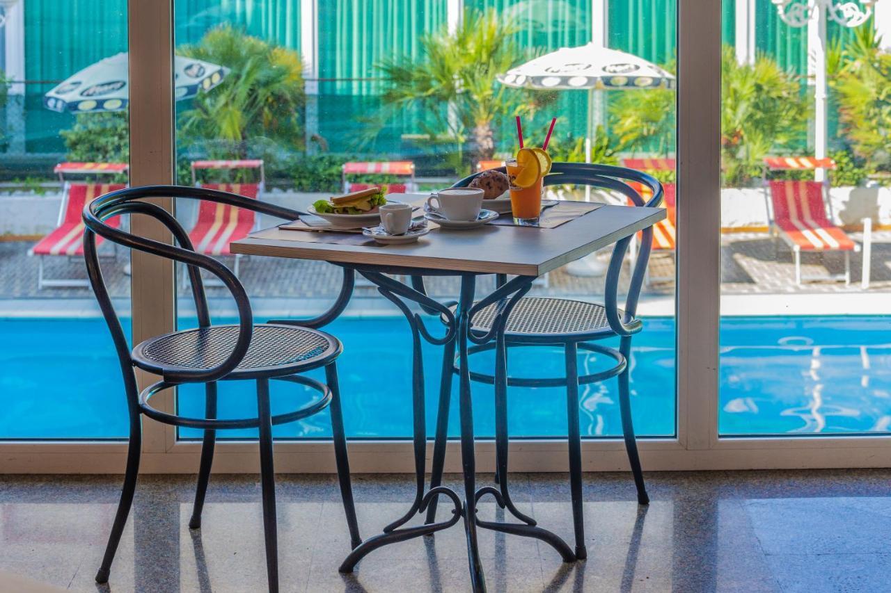 Hotel Beverly Rimini Luaran gambar